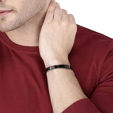 Titan Edge Matte Black Kada